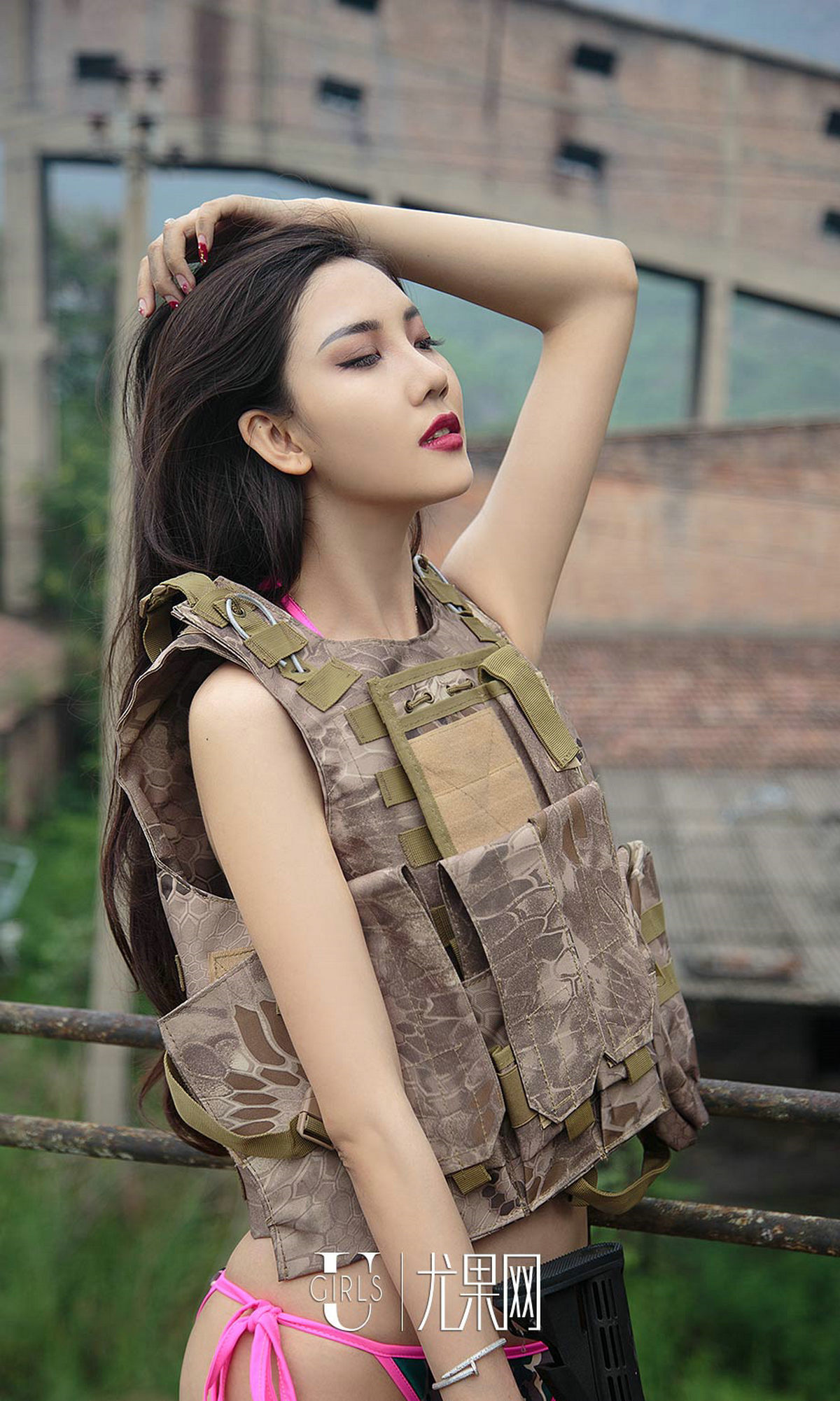 [爱尤物]2018APP NO.1158 冯雪娇一带刺的玫瑰